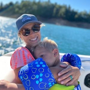 Meet your Posher, Alicia